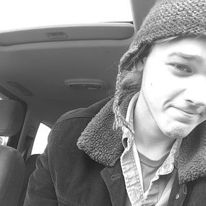 Meet your Posher, Max